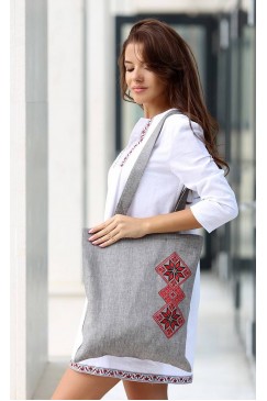 Дамска бродирана сива чанта с шевици STILL GREY BAG