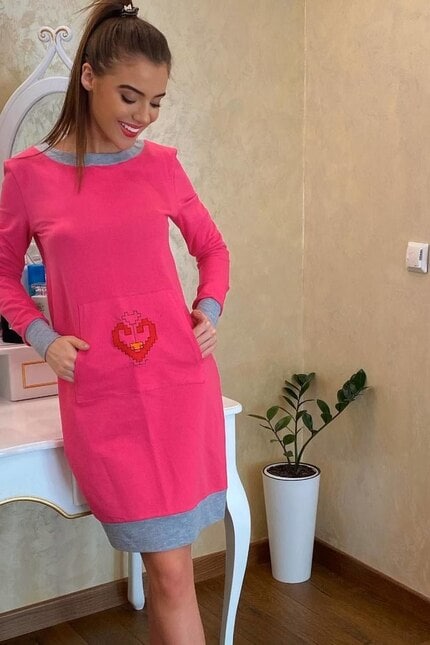 Стилна дамска спортна розова рокля SLAVAPINK Стилна дамска спортна розова рокля SLAVAPINK