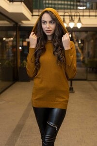 Дамски пуловер с качулка YELLOW SNAKE