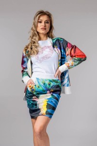 Тениска с камъни LIPS RED