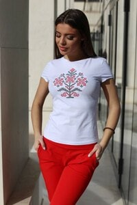 Бяла памучна тениска с бродерия LIANA Бяла памучна тениска с бродерия LIANA